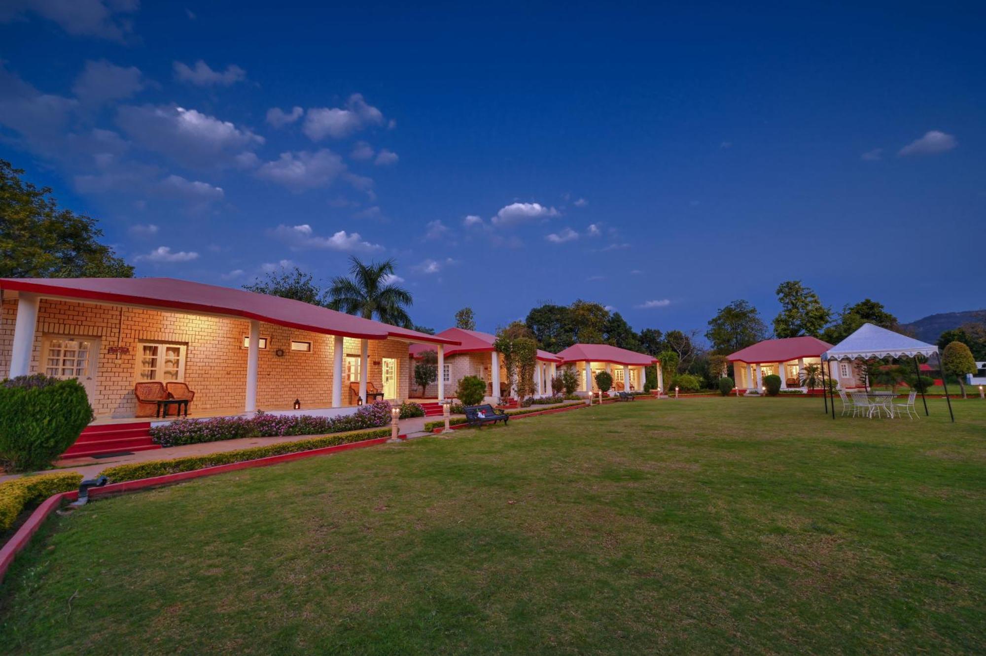 Tiger Den Resort Khilchīpur Екстериор снимка